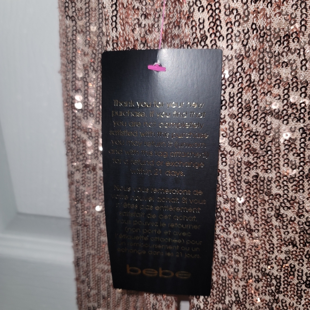 Dress - Picture 7 of 7